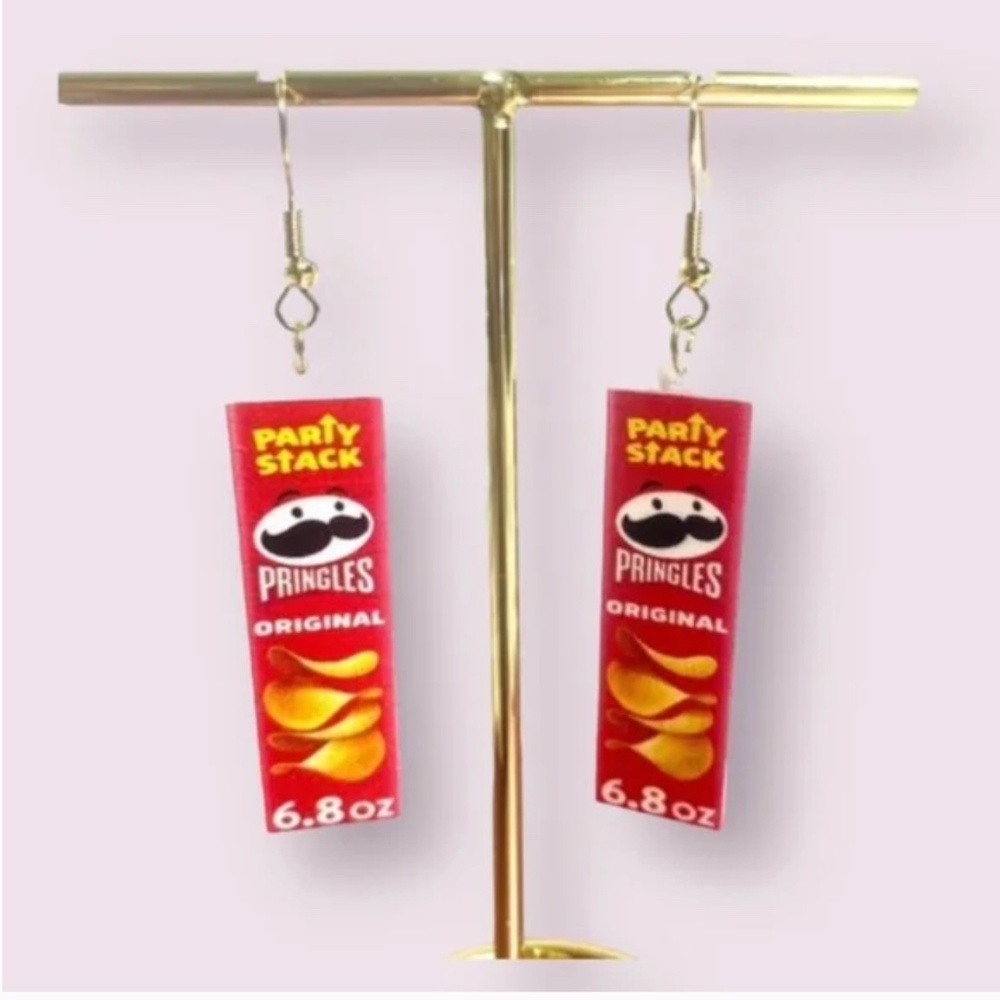 ❤️ FREE Pringles Snack Chips Food Artsy Drop Graphic Pop Art Funny Hip Earrings